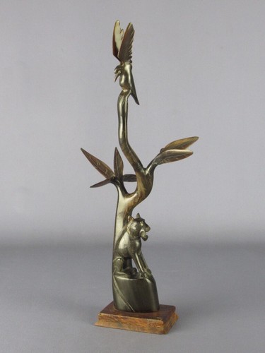 Statua corno intagliato