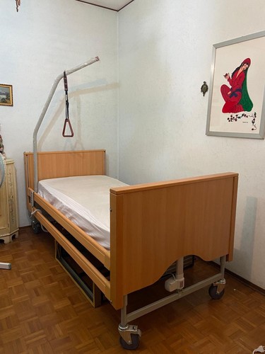 Letto elettrico ortopedico - , per