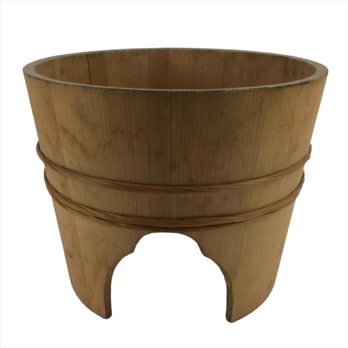 Secchiello giapponese fatto - , a