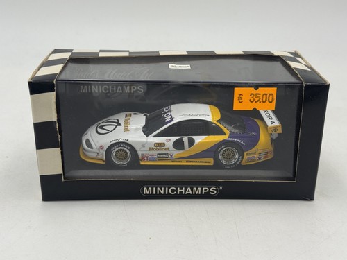 Die cast oldsmobile - 1/43,