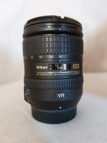 Nikon 16 85mm - af-s, dx
