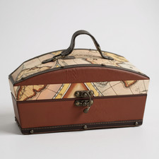 Bauletto Porta Gioie con Maniglia e Chiusura a Scatto Decorato con Mappa Antica