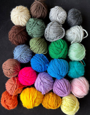 Lotto di 25 palline di filato acrilico rottami per quadrati della nonna ecc - 10+oz colore misto