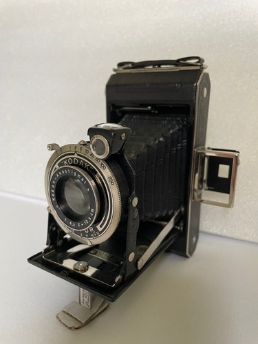 Macchina fotografica - , a