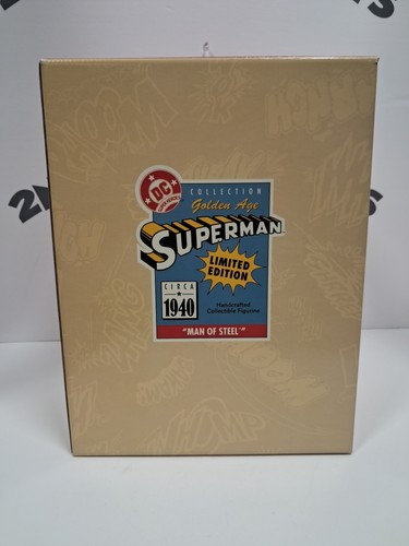 Statua superman golden age - superman,