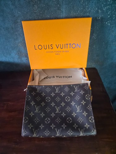 Pochette - 👜,