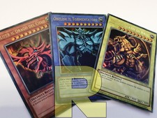 SET Divinità Egizie (Slifer, Obelisk E Ra) Ultra Rare CLASSIC 25th LC01 Italiano