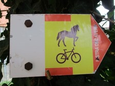 Raro VERO CARTELLO SEGNALE STRADALE SENTIERO "Strà di Caver" - VINTAGE FERRO