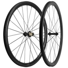 Set ruote in carbonio 700C