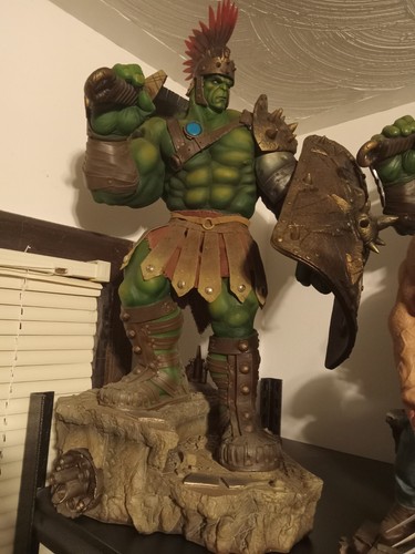 Statua figura gladiatore hulk - statua,