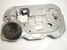 1736145 FRONT LEFT WINDOW