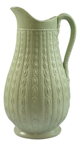 Antica brocca bell - &,