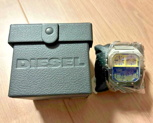 Nuovissimo orologio analogico
