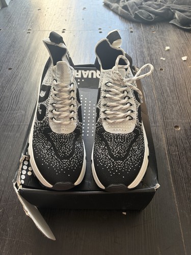 Sneakers basse stringate