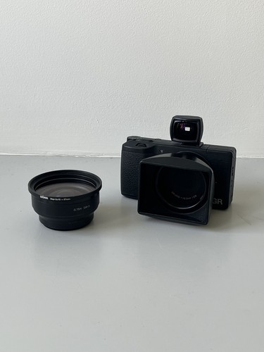 Fotocamera ricoh 2 mp - fotocamera, ii