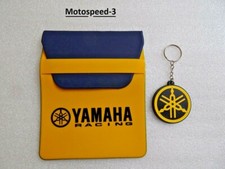 porta documenti yamaha   + portachiavi  in gomma .