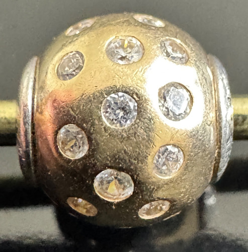 Pandora essence charm - ss, e