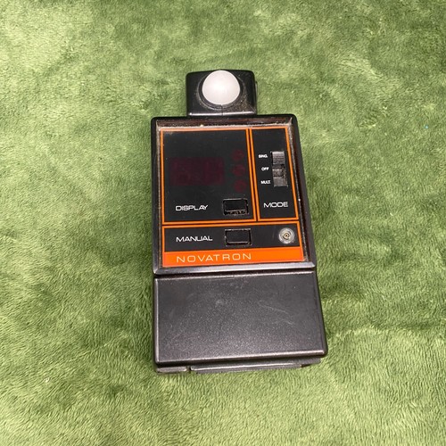 Novatron 3000 flashmeter - novatron,