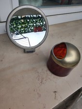 Specchio E Contenitore
