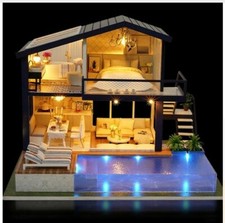 M DOLLHOUSE MINIATURE VILLA