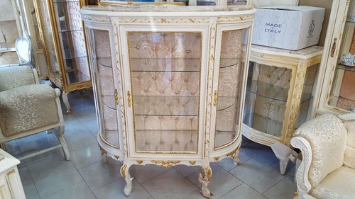 Vetrina bassa sportelli - vetrina, a