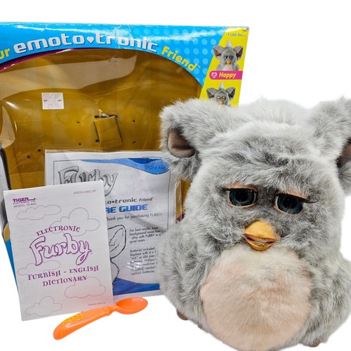 Furby 2005 hasbro - 2005,
