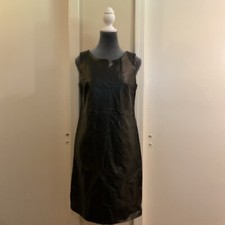 🧡 Sleeveless Faux Crocodile