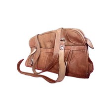 LEATHER BAGS CRAFTSMANSHIP DA