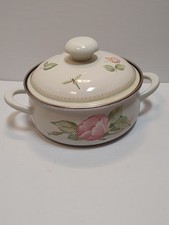 Villeroy & Boch FLOREA Pattern