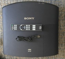 Sony VPL-VW295ES Proiettore