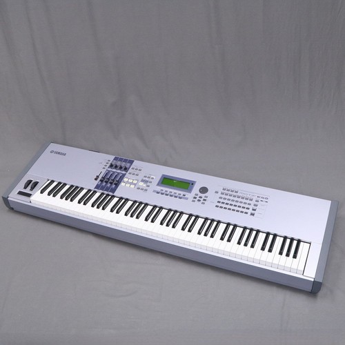 Yamaha motif es8 usato - yamaha,