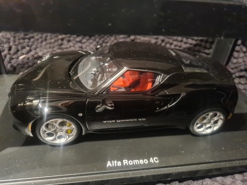 Alfa romeo autoart 18 - romeo, 4c