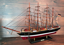 MODELLINO VELIERO " PEKING "