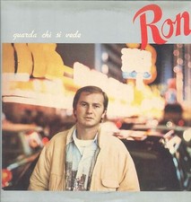 Ron guarda chi - ron, vede