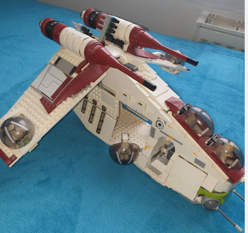 Lego republic gunship 75021