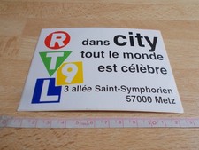 Autoadesivo Catenina TV Rtl 9