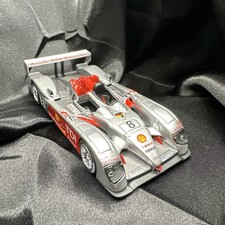 1/43 IXO Audi R10 Audi