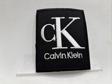Calvin Klein NUOVO FERRO RICAMATO SU NOME TOPPA ETICHETTA 3 X 2-1/2