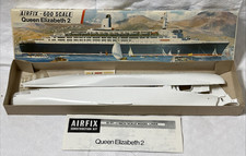 Queen Elizabeth 2 Airfix scala