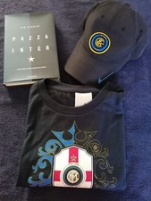t-shirt  +cappellino + Libro  ( Pazza Inter)