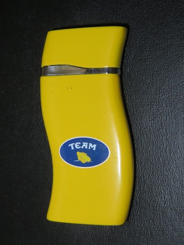 Accendino metallo giallo - accendino,