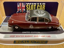 NUOVO Scalextric C4502 Jaguar