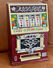 Radio e lettore cassette slot