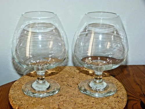 Due bicchieri brandy fatti - bicchieri,