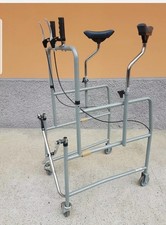 Deambulatore pieghevole con