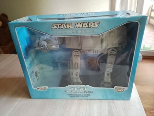Star wars miniatures colossal - star,