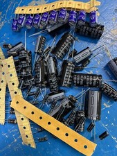 Kit condensatori elettrolitici 7 valori ( confezione 70 pezzi)