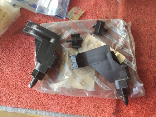 Kit fissaggio condensatore - kit,