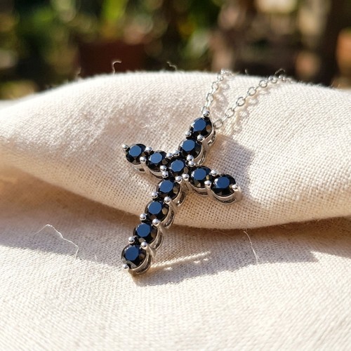 Pendente croce con brillanti - croce,