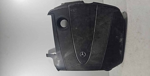 Assetto coperchio motore